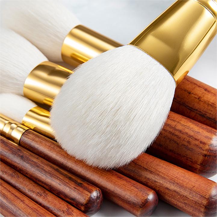 Customized makeup brushes fine light peak mountain wool 7 sets of wooden handle short complete set